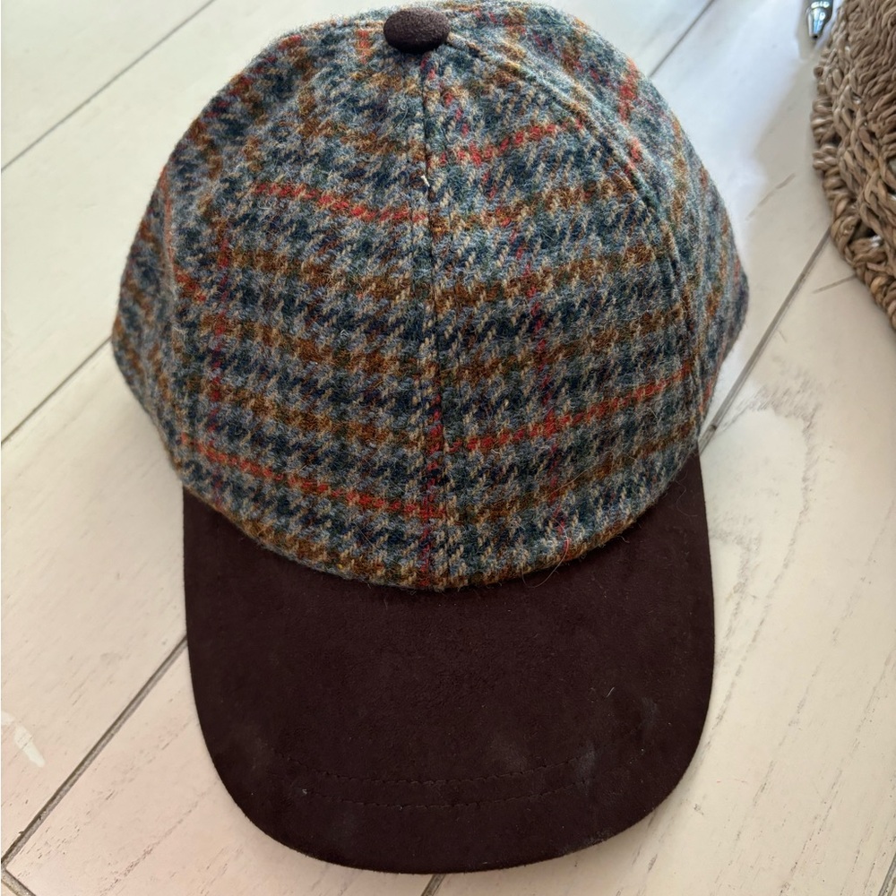 Plaid Wool Cap with Suede Brown Brim